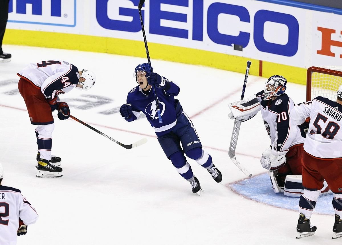 Более 150 минут: безумный матч Кубка Стэнли стал одним из самых длинных в истории НХЛ – видео