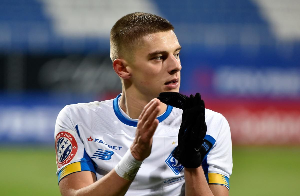 Футболист "Динамо" заинтересовал соперника "Шахтера" в Лиге Европы Футболист "Динамо" заинтересовал соперника "Шахтера" в Лиге Европы