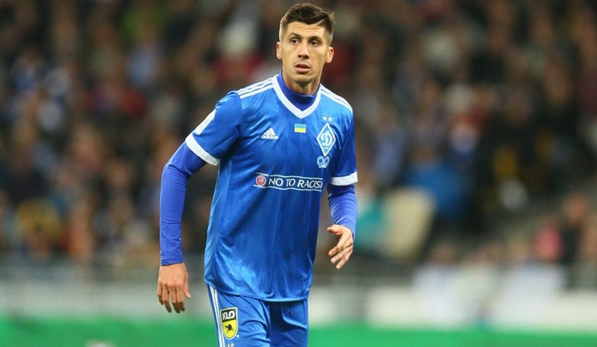 Сидить та плаче: ексгравець "Динамо" Попов пригадав бійку Хачеріді з легендою клубу Шовковським Сидить та плаче: ексгравець "Динамо" Попов пригадав бійку Хачеріді з легендою клубу Шовковським