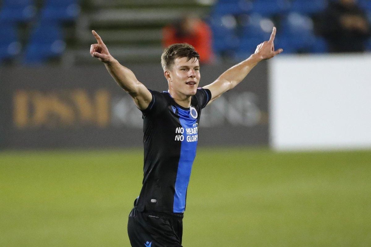 Красивий результативний пас Соболя допоміг "Брюгге" знищити суперника: відео Красивий результативний пас Соболя допоміг "Брюгге" знищити суперника: відео