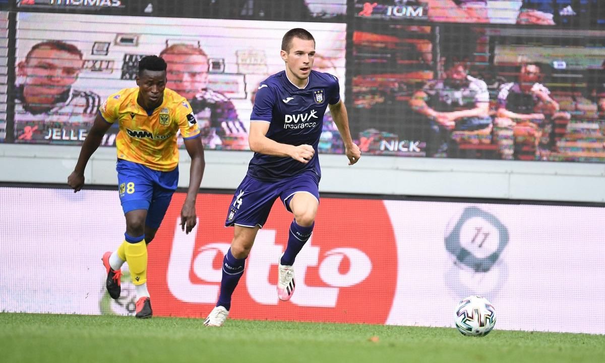 Михайличенко стал героем в дебютном матче за "Андерлехт" Михайличенко стал героем в дебютном матче за "Андерлехт"