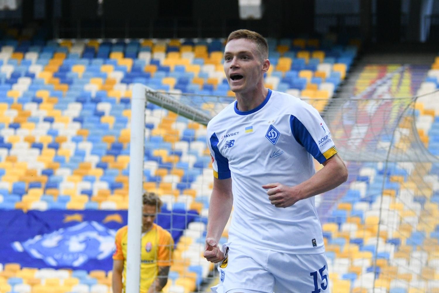 Циганков виклав фото з логотипом "Баварії": в "Динамо" назвали причину Циганков виклав фото з логотипом "Баварії": в "Динамо" назвали причину