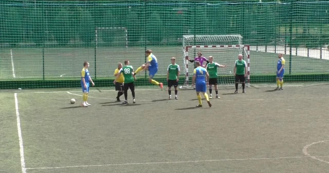 У стилі карате: матч у Харкові закінчився масовою бійкою – відео У стилі карате: матч у Харкові закінчився масовою бійкою – відео