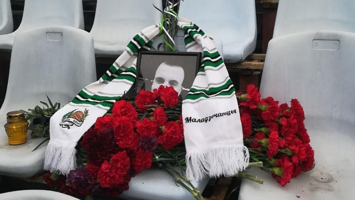 Футболісти вшанували пам'ять фаната: його знайшли повішеним після протестів в Білорусі
