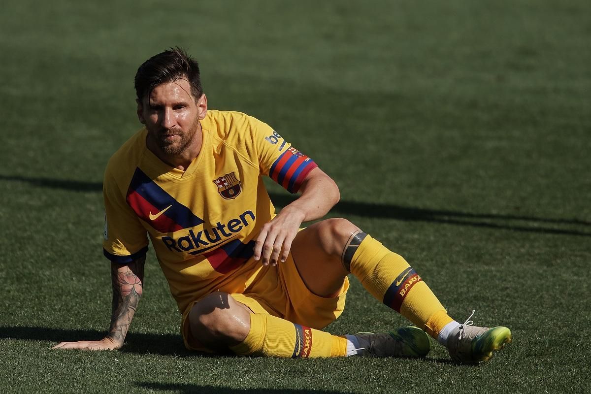 "Барселона" неожиданно снизит зарплату лидерам клуба "Барселона" неожиданно снизит зарплату лидерам клуба