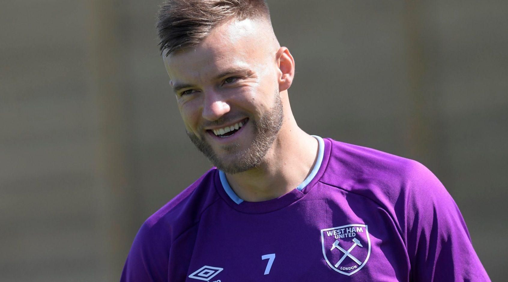 Ярмоленко помог "Вест Хэму" разгромить "Ипсвич": видео Ярмоленко помог "Вест Хэму" разгромить "Ипсвич": видео