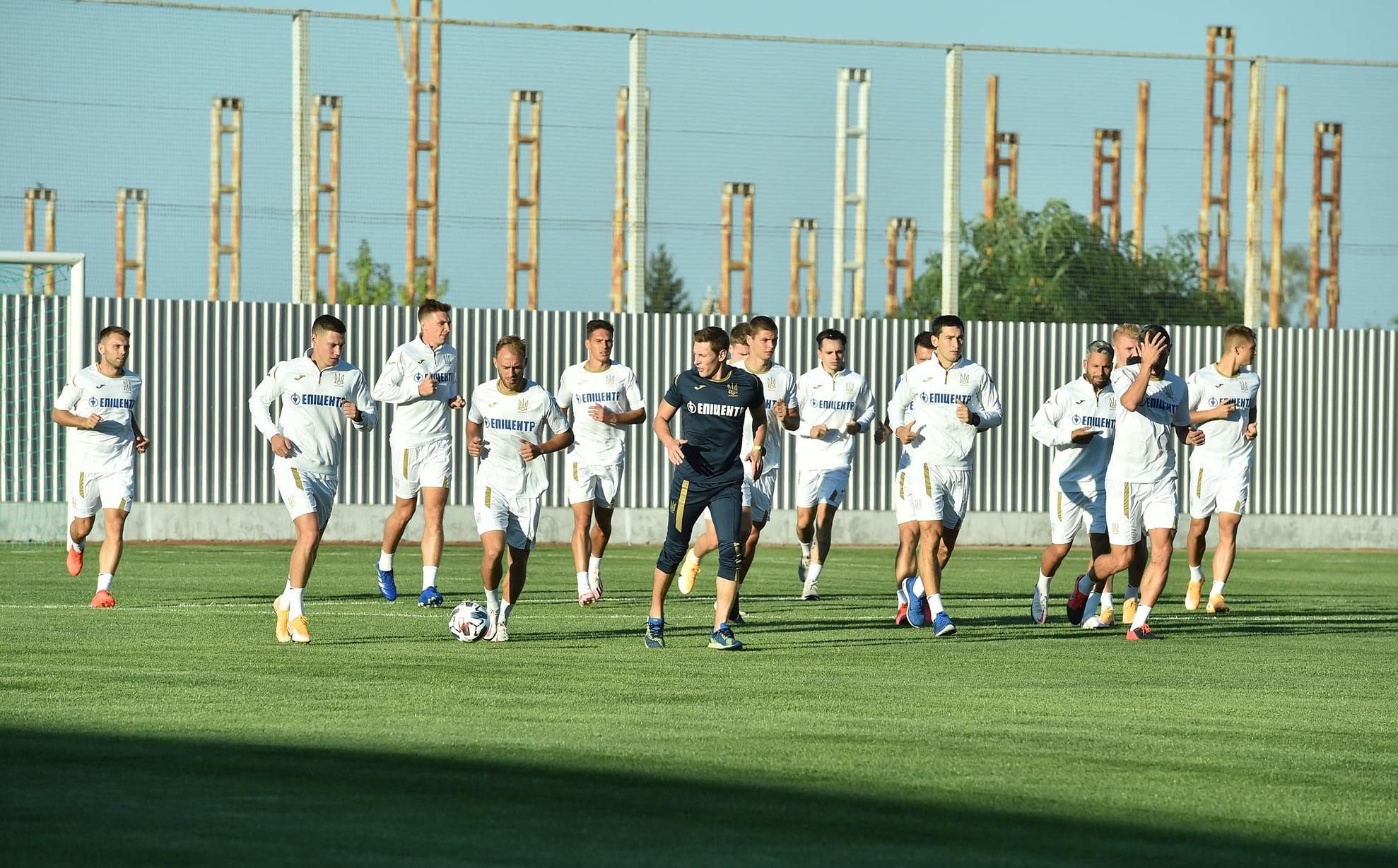 У штаб збірної України увійде новий спеціаліст через вимогу УЄФА У штаб збірної України увійде новий спеціаліст через вимогу УЄФА