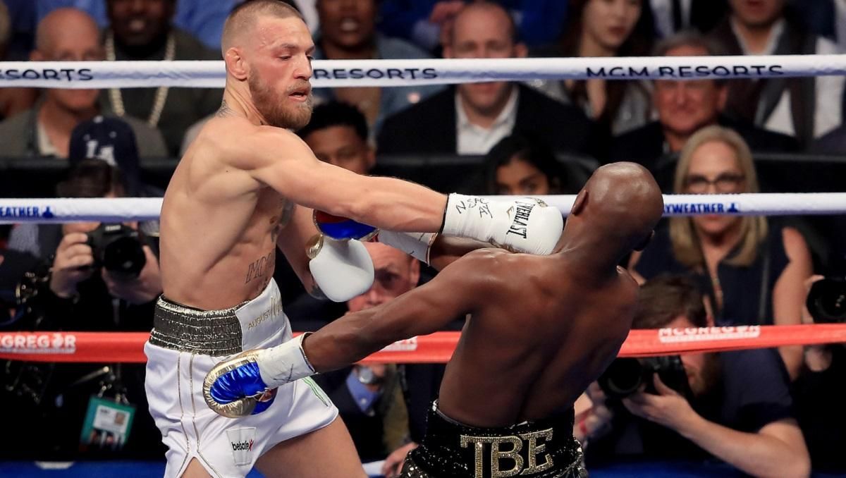 Рівно 3 роки тому Мейвезер нокаутував МакГрегора та на гучній ноті завершив кар'єру: відео Рівно 3 роки тому Мейвезер нокаутував МакГрегора та на гучній ноті завершив кар'єру: відео