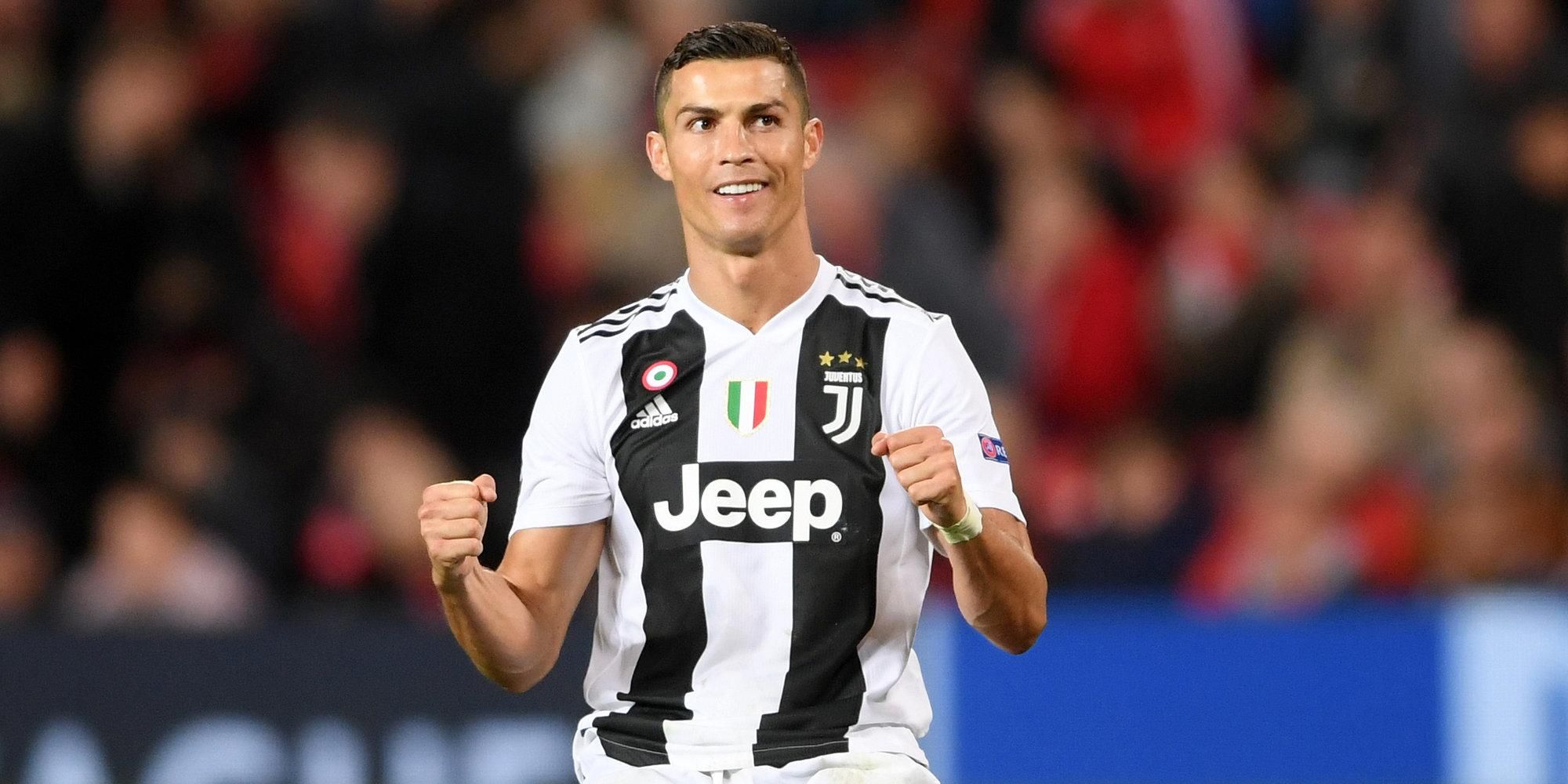 Гол Роналду визнаний найкращим у Лізі чемпіонів 2019/20: відео Гол Роналду визнаний найкращим у Лізі чемпіонів 2019/20: відео