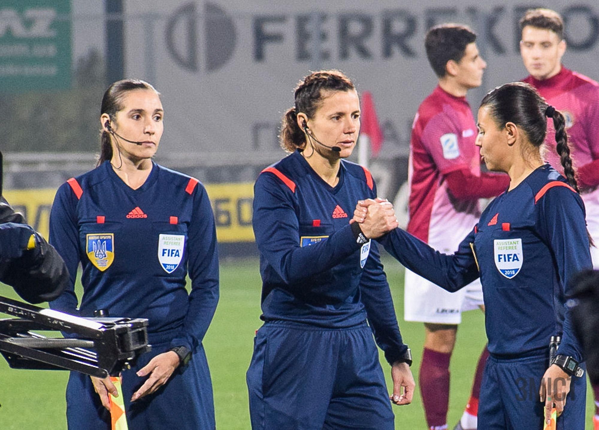 Сразу двум украинским судьям доверили финал Лиги чемпионов-2020 Сразу двум украинским судьям доверили финал Лиги чемпионов-2020