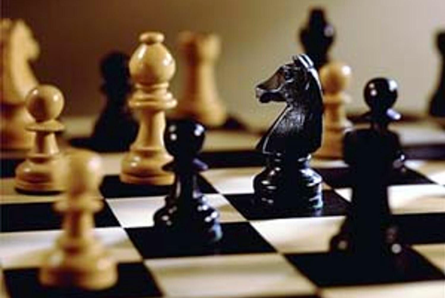 Шахова битва - гросмейстери проти аматорів
