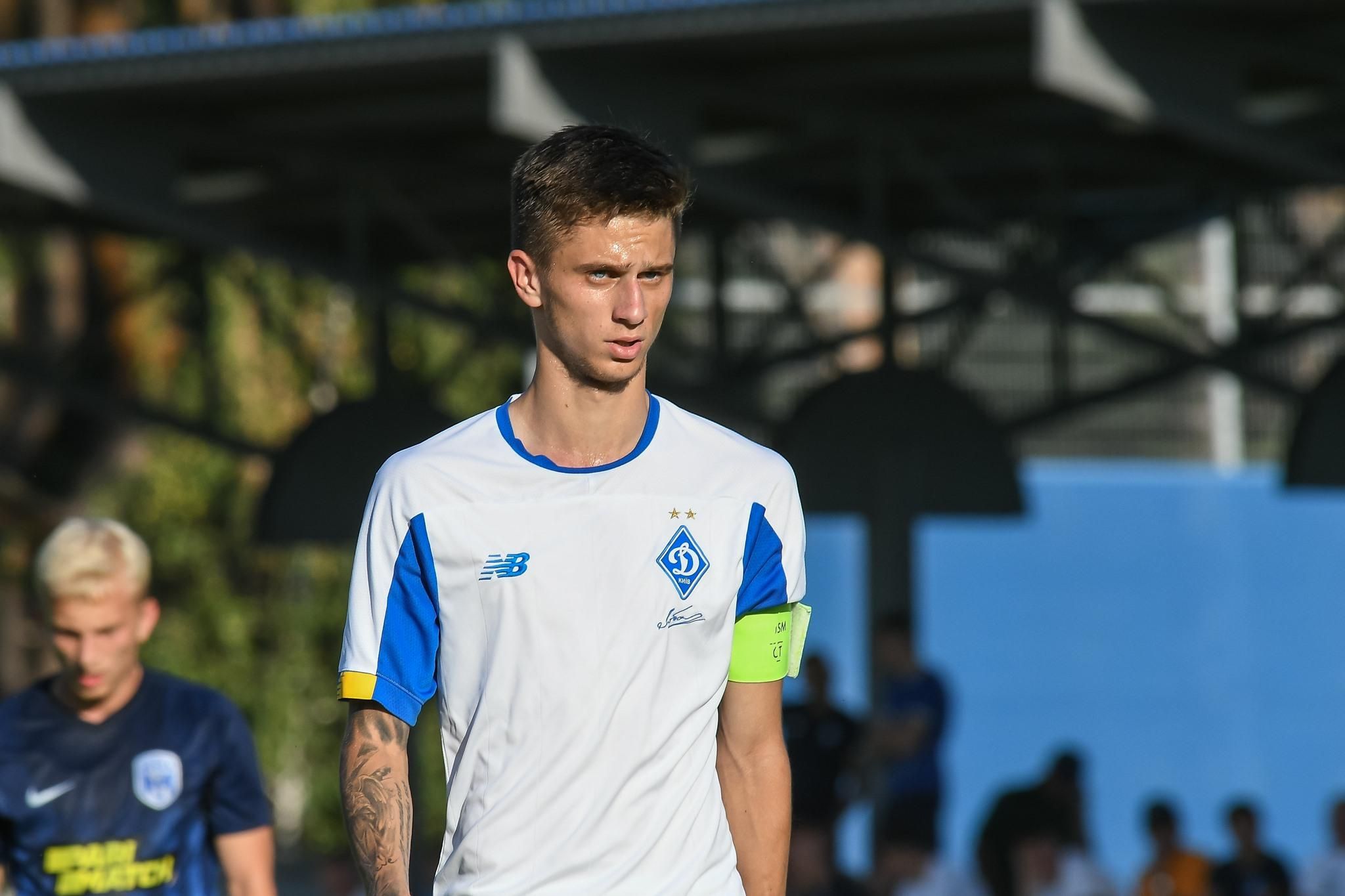 "Динамо" отдало в "Колос" двоих талантливых футболистов "Динамо" отдало в "Колос" двоих талантливых футболистов