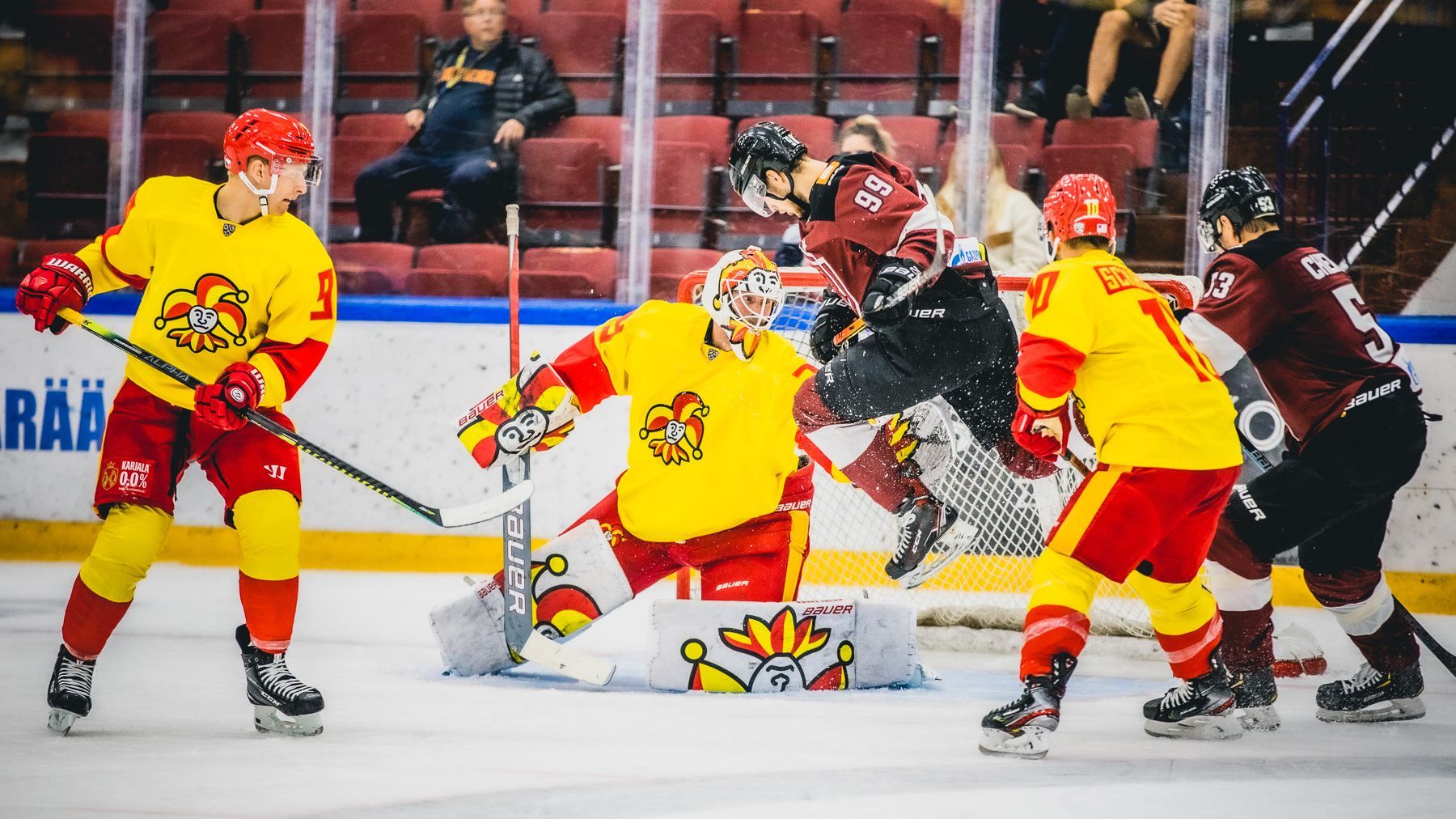 Фінський хокейний клуб відмовився летіти на матч в Мінськ Фінський хокейний клуб відмовився летіти на матч в Мінськ
