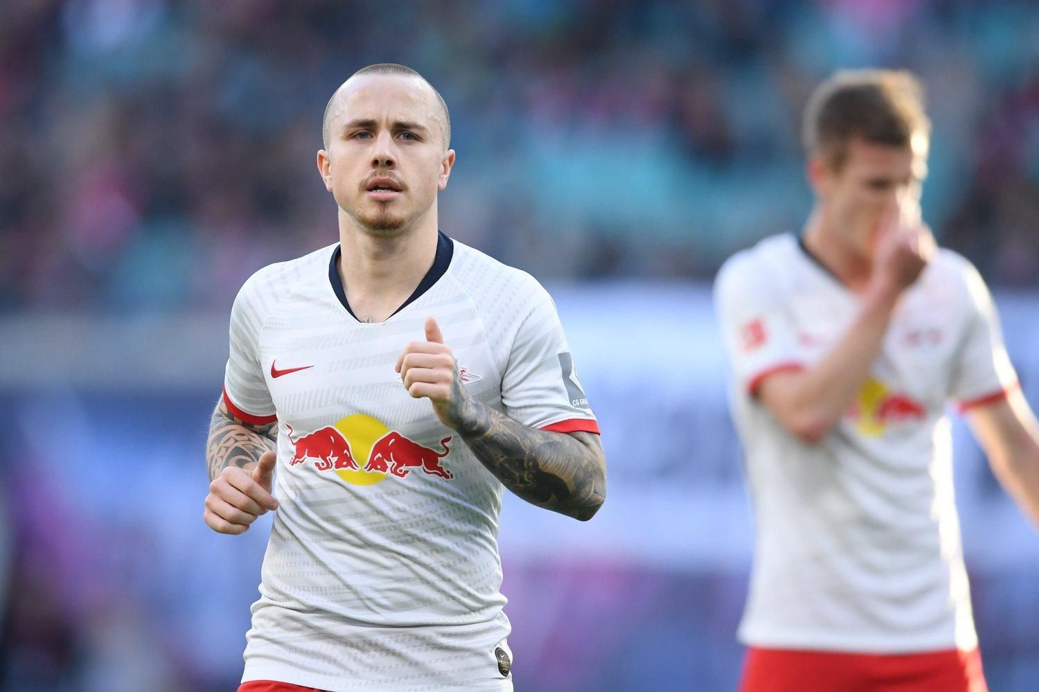 Полуфиналист Лиги чемпионов хочет арендовать у "Мансити" конкурента Зинченко Полуфиналист Лиги чемпионов хочет арендовать у "Мансити" конкурента Зинченко