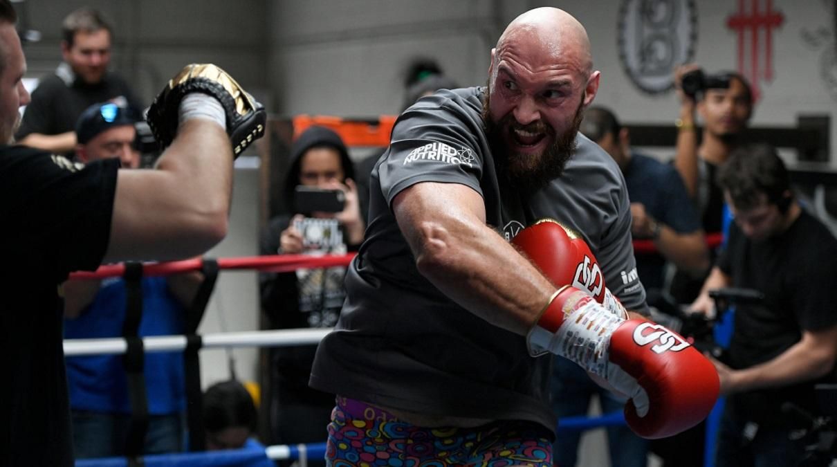 Пряма дорога до Голлівуду: Ф'юрі був нокаутований своїм братом – відео Пряма дорога до Голлівуду: Ф'юрі був нокаутований своїм братом – відео