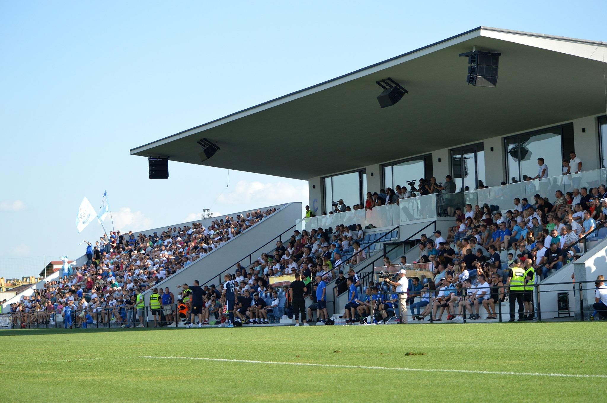 УПЛ дозволила двом клубам пустити глядачів на трибуни: хто щасливчики УПЛ дозволила двом клубам пустити глядачів на трибуни: хто щасливчики