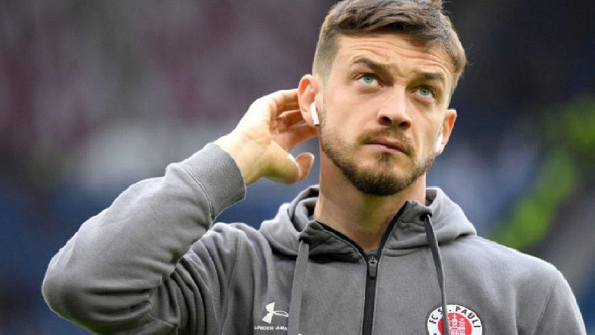 Один з найкращих гравців: тренер німецького "Санкт-Паулі" у захваті від гри нападника з України
Один з найкращих гравців: тренер німецького "Санкт-Паулі" у захваті від гри нападника з України