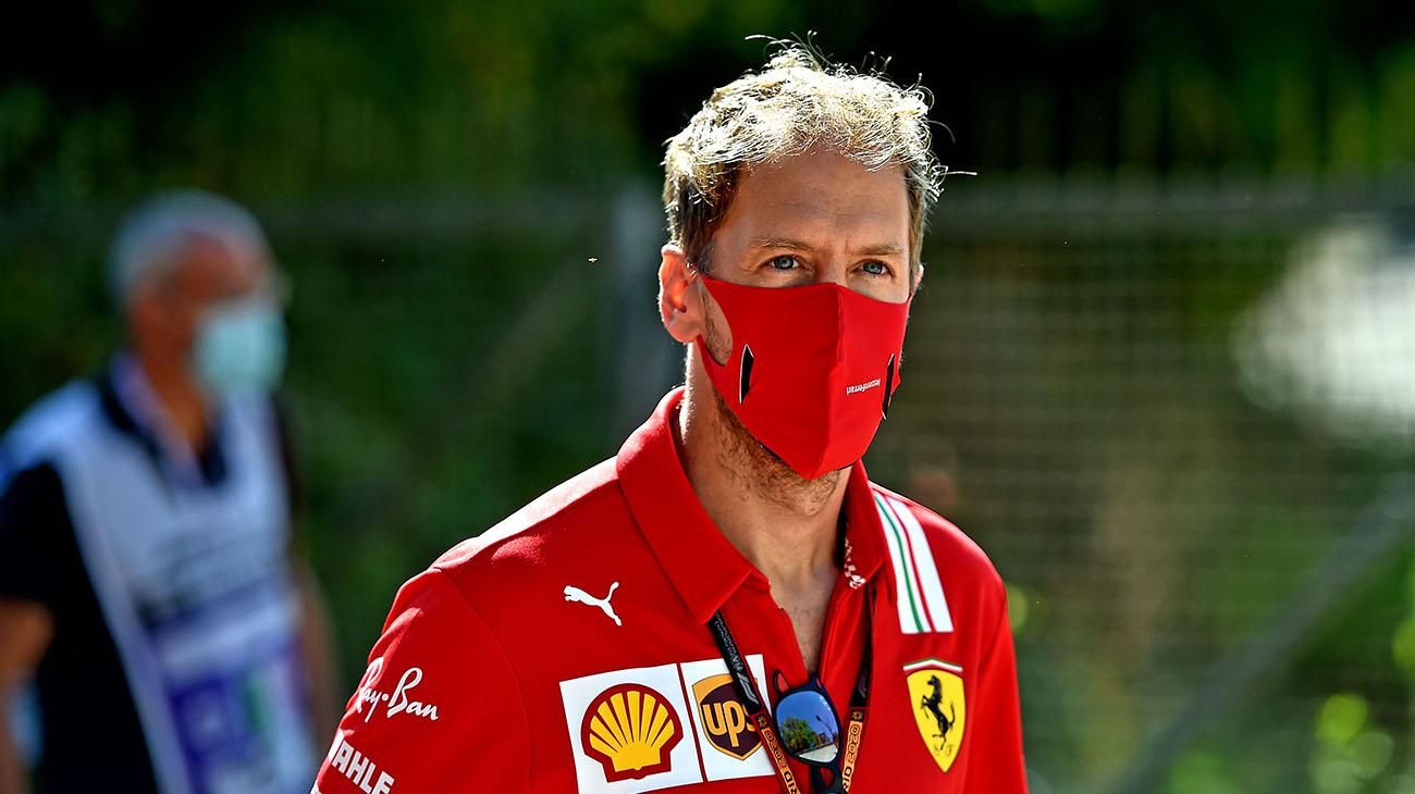 В Ferrari отреагировали на неожиданный переход их лидера Феттеля в Aston Martin