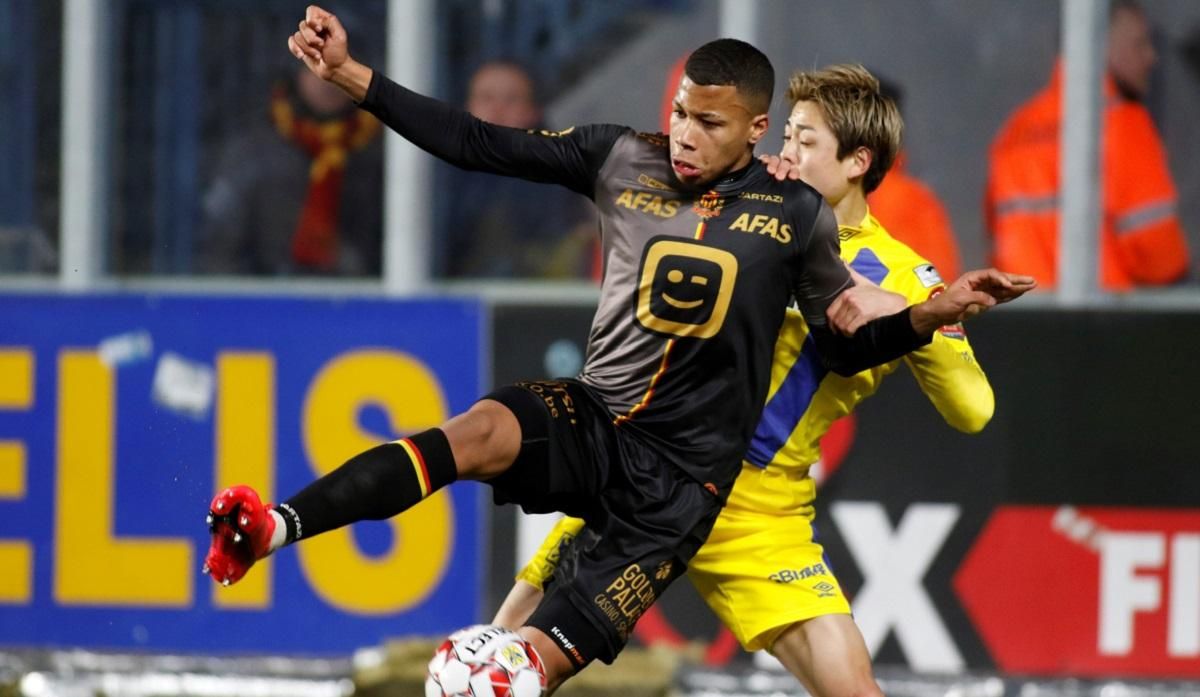 Футболіст у Бельгії здійснив "промах року", який буде снитись йому у страшних снах: відео Футболіст у Бельгії здійснив "промах року", який буде снитись йому у страшних снах: відео