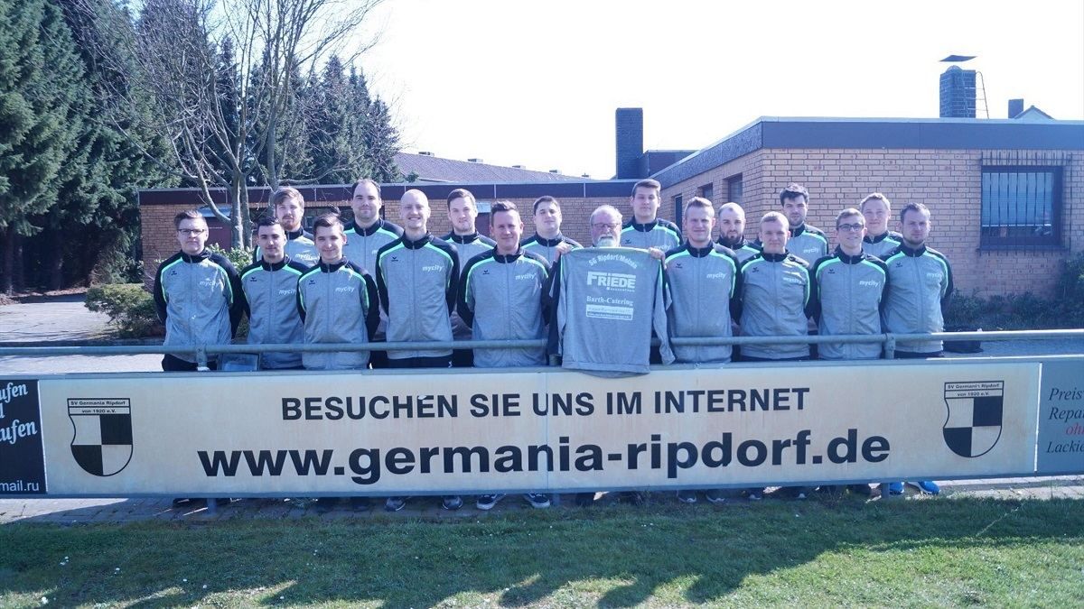 Фейл столетия: в Германии матч закончился счетом 37: 0 из-за дистанции на поле – видео Фейл столетия: в Германии матч закончился счетом 37: 0 из-за дистанции на поле – видео