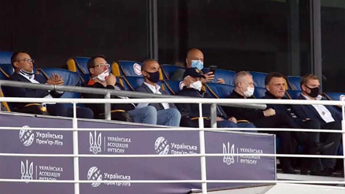 Депутати розповіли, як опинилися у ВІП-ложі на матчі "Динамо" під час карантину