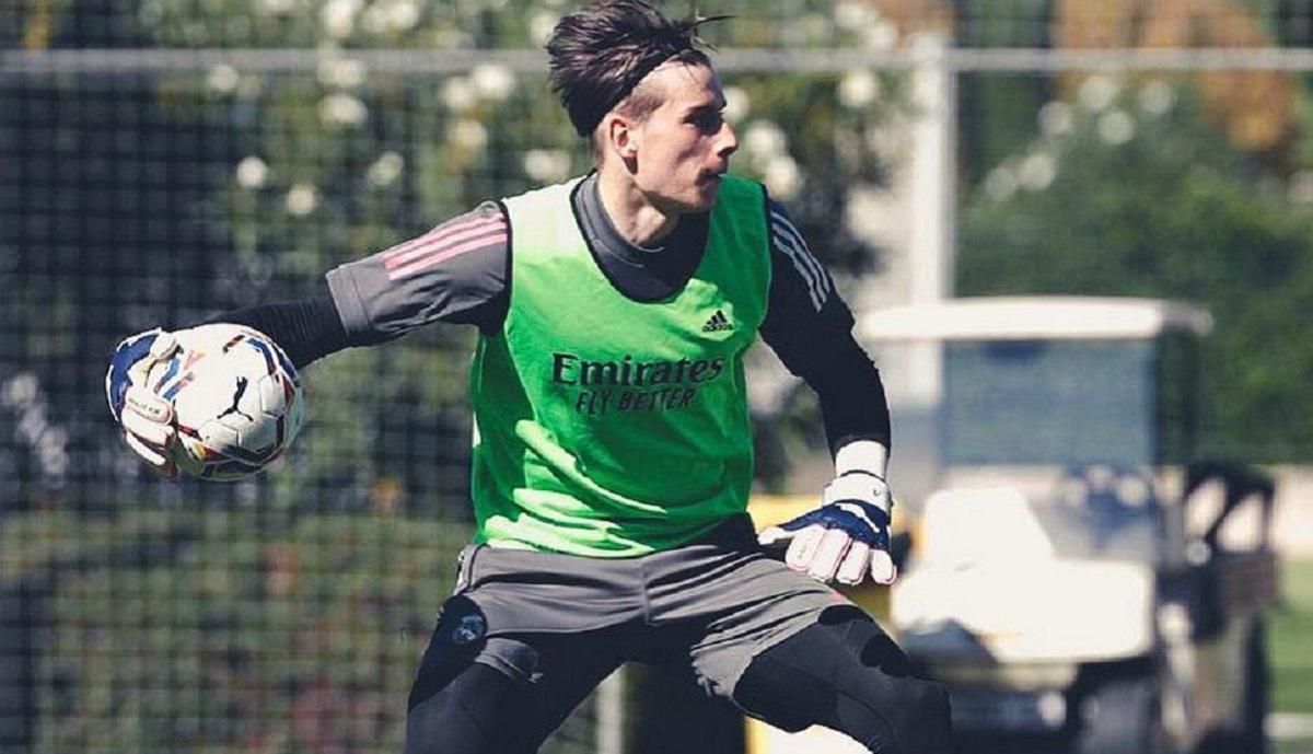 Лунін став "жертвою" шедеврального голу Марсело ударом через себе: відео Лунін став "жертвою" шедеврального голу Марсело ударом через себе: відео