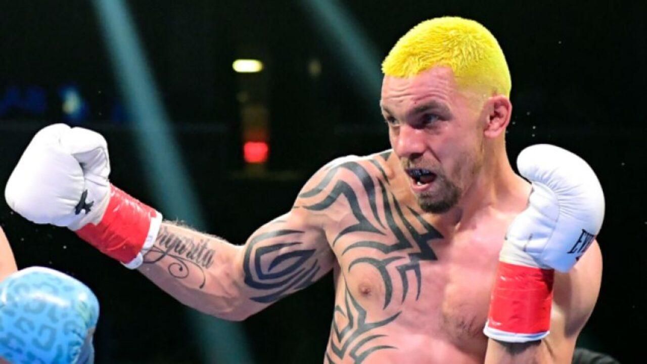 Редкач поставив величезну пачку грошей на перемогу Лопеса над Ломаченком: фото Редкач поставив величезну пачку грошей на перемогу Лопеса над Ломаченком: фото