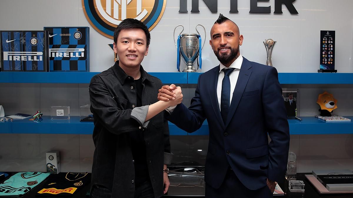 Артуро Видаль перешел из Барселоны в Интер: детали Артуро Видаль перешел из Барселоны в Интер: детали