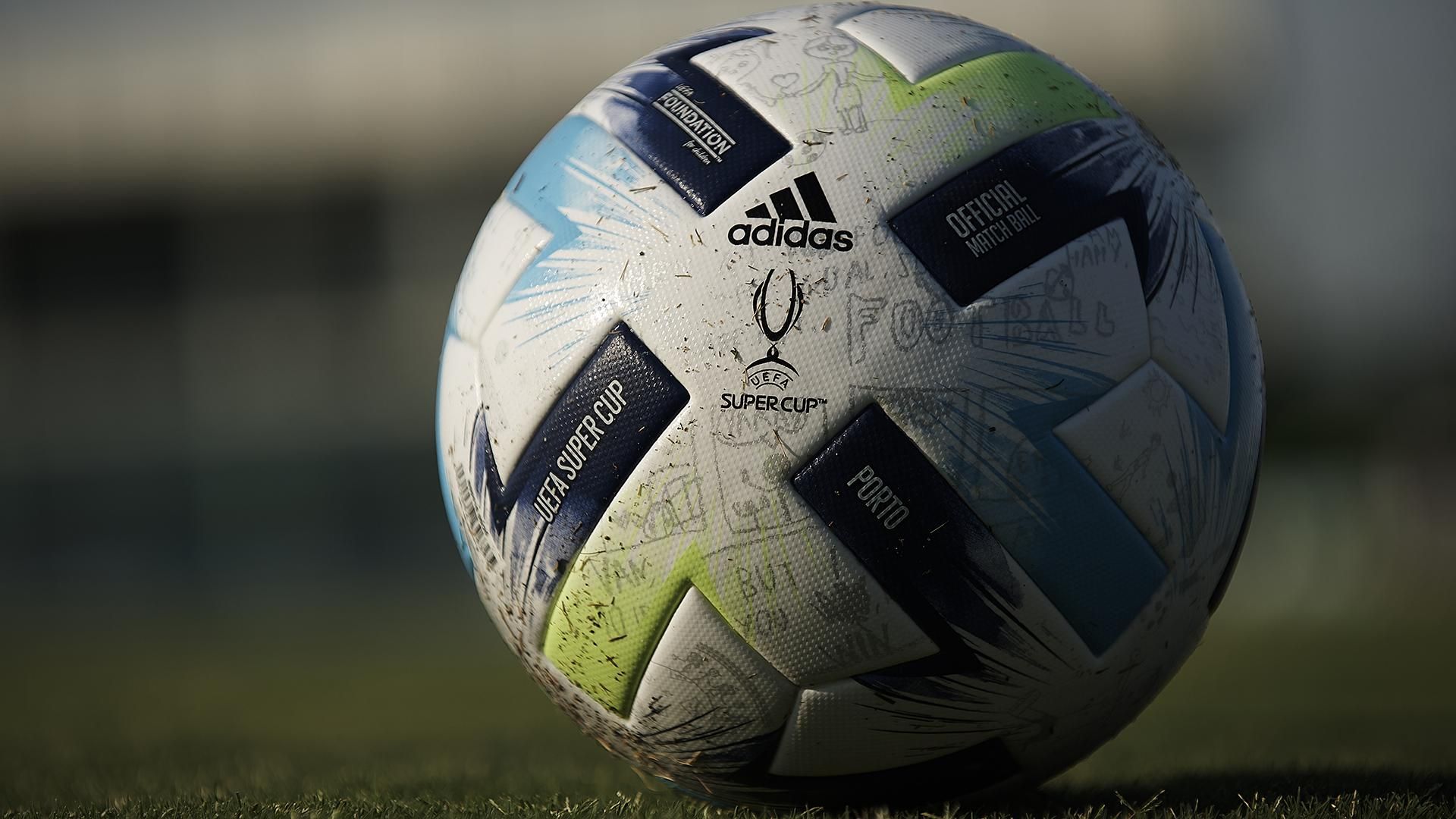 Представлено офіційний м'яч Суперкубка УЄФА – на ньому малюнки дітей: фото