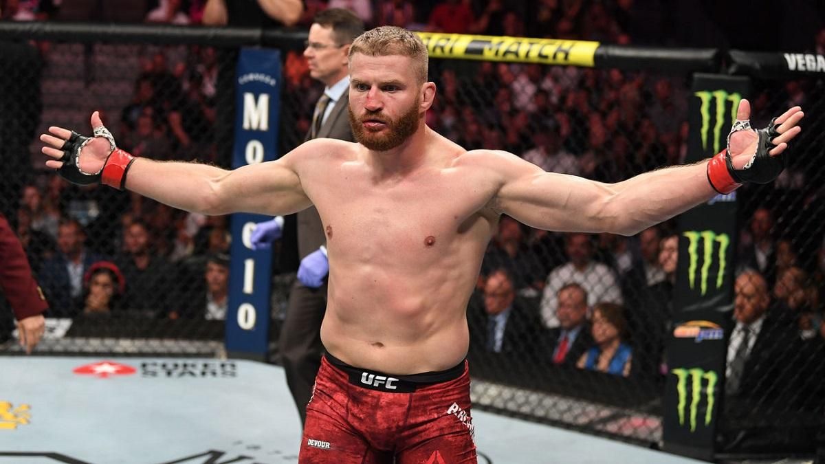 Польский боец отправил соперника в жесткий нокаут разбив ему лицо: видео Польский боец отправил соперника в жесткий нокаут разбив ему лицо: видео