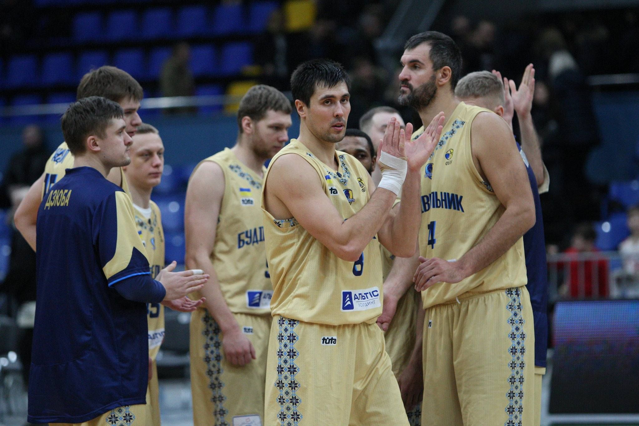 Самый титулованный клуб Украины "Будивельник" возвращается в Суперлигу: детали Самый титулованный клуб Украины "Будивельник" возвращается в Суперлигу: детали