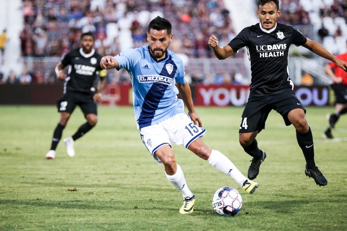 В США футболист забил победный гол пяткой с 20 метров: видео В США футболист забил победный гол пяткой с 20 метров: видео