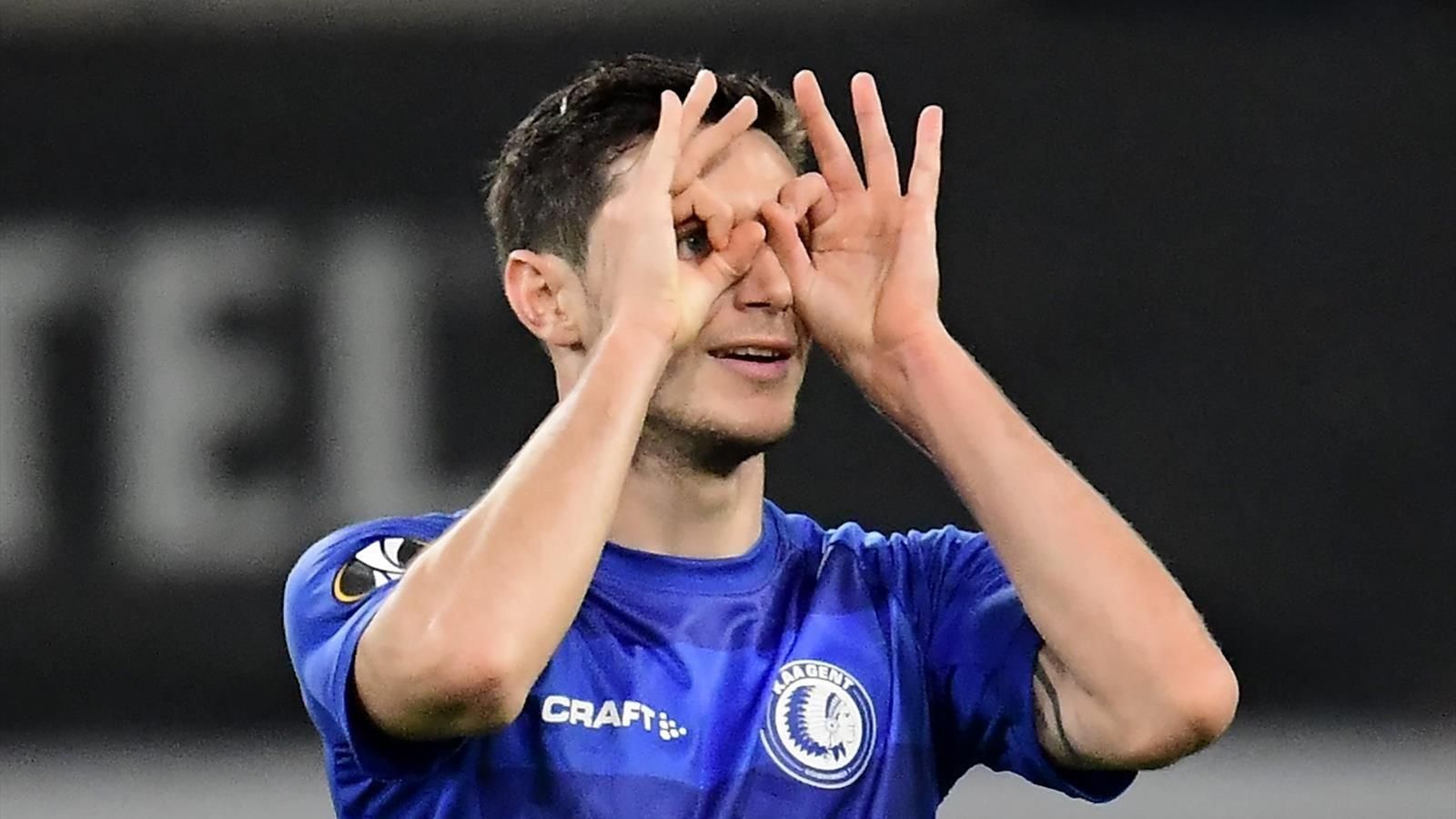 Роналду позавидует: Яремчук элегантно принял пяткой длинную передачу партнера – видео Роналду позавидует: Яремчук элегантно принял пяткой длинную передачу партнера – видео