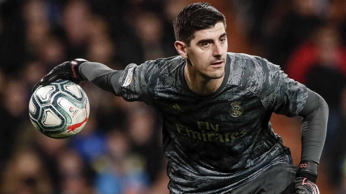 Конкурент Лунина в "Реале" получил травму: украинец может сыграть в матче с "Кадисом" Конкурент Лунина в "Реале" получил травму: украинец может сыграть в матче с "Кадисом"