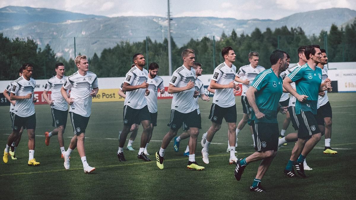 Сборная Германии назвала состав на матч с Украиной в Лиге наций Сборная Германии назвала состав на матч с Украиной в Лиге наций