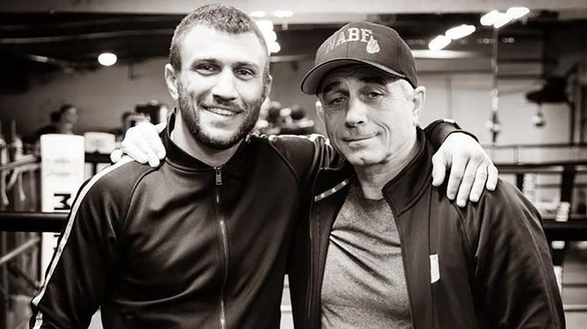 Top Rank изменил постер боя Ломаченко – Лопес, сделав акцент на важной детали Top Rank изменил постер боя Ломаченко – Лопес, сделав акцент на важной детали