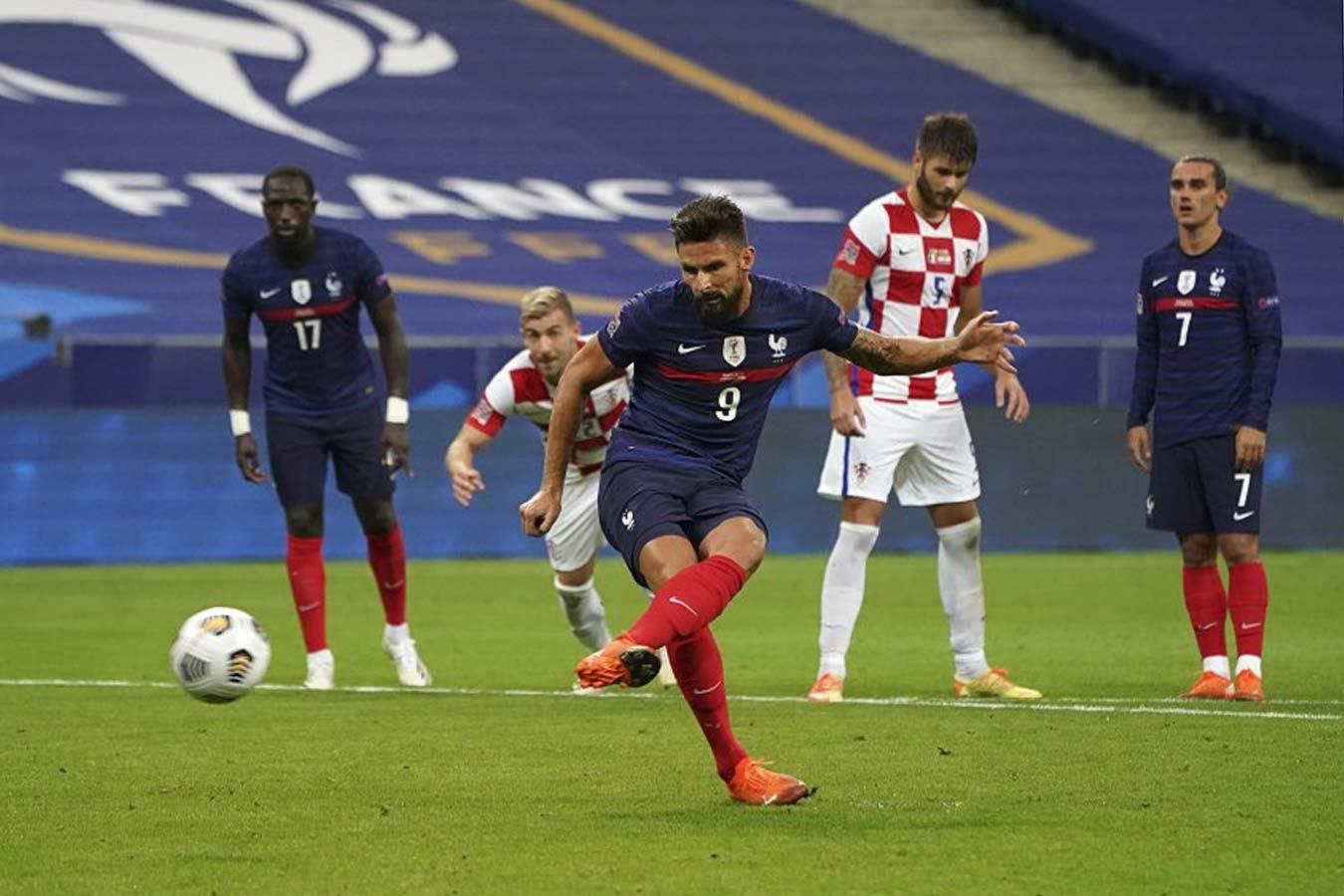Франция в третий раз подряд победила Хорватию с голом Гризманна: видео