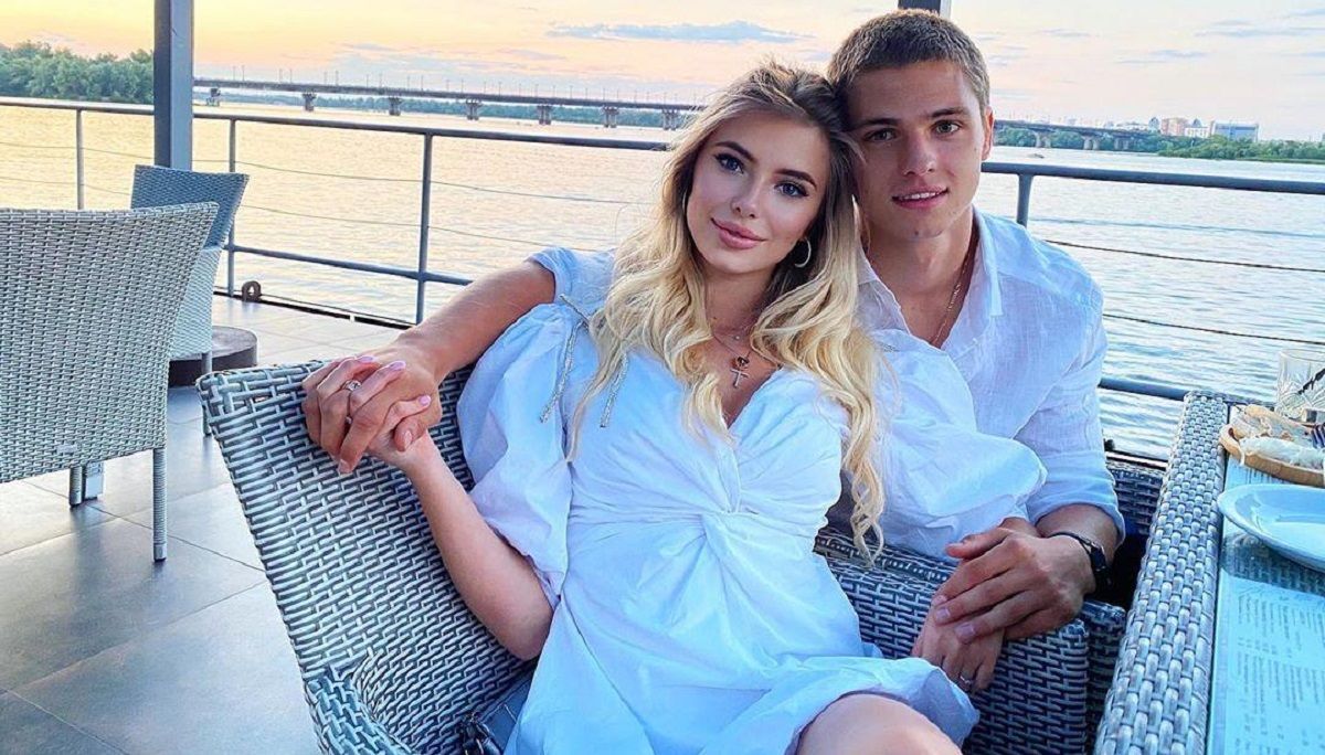 Бывшая девушка игрока "Динамо" посвятила стихотворение футболисту "Шахтера" Бывшая девушка игрока "Динамо" посвятила стихотворение футболисту "Шахтера"