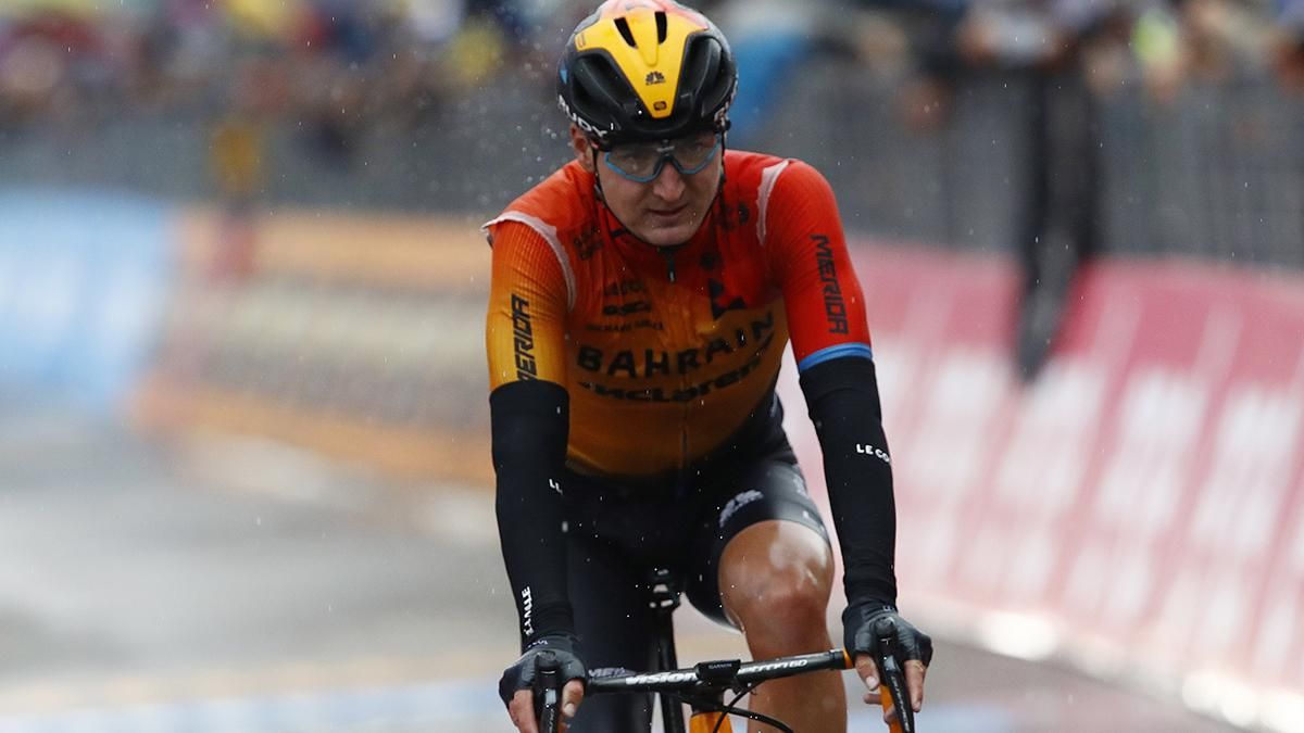 Украинский велогонщик Падун драматически упустил победу на Джиро д'Италия