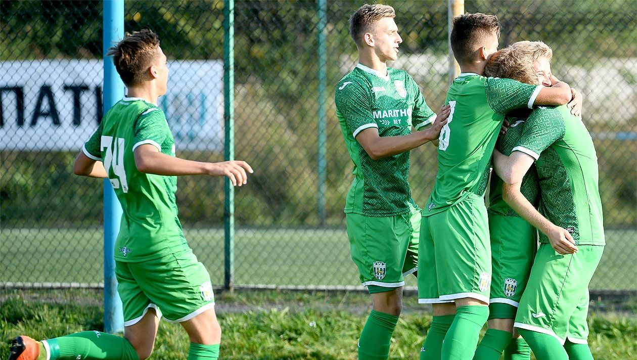 Во Львове создали новый футбольный клуб "Карпаты" Во Львове создали новый футбольный клуб "Карпаты"