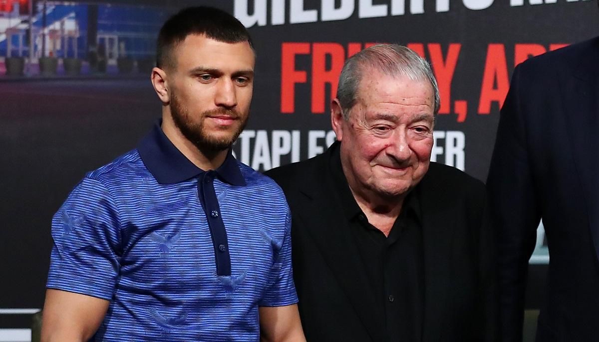 Вона не дивилась бій: промоутер Ломаченка звинуватив суддів після поразки від Лопеса Вона не дивилась бій: промоутер Ломаченка звинуватив суддів після поразки від Лопеса