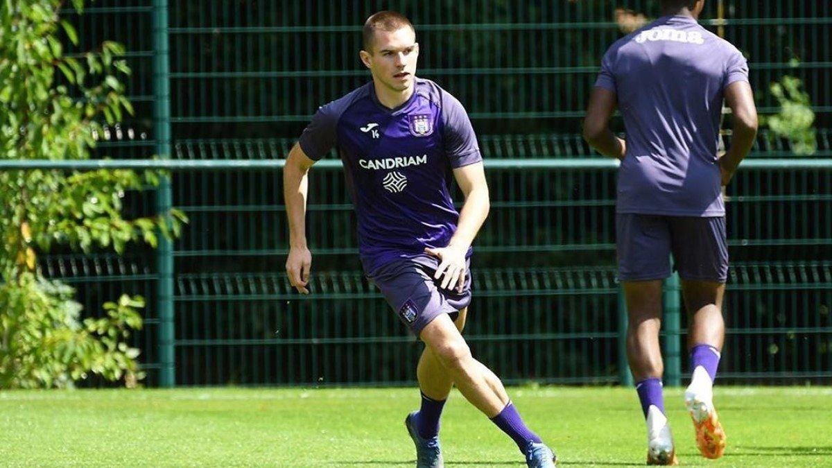 Геніальний навіс: Михайліченко зробив дебютний асист в чемпіонаті Бельгії – відео Геніальний навіс: Михайліченко зробив дебютний асист в чемпіонаті Бельгії – відео