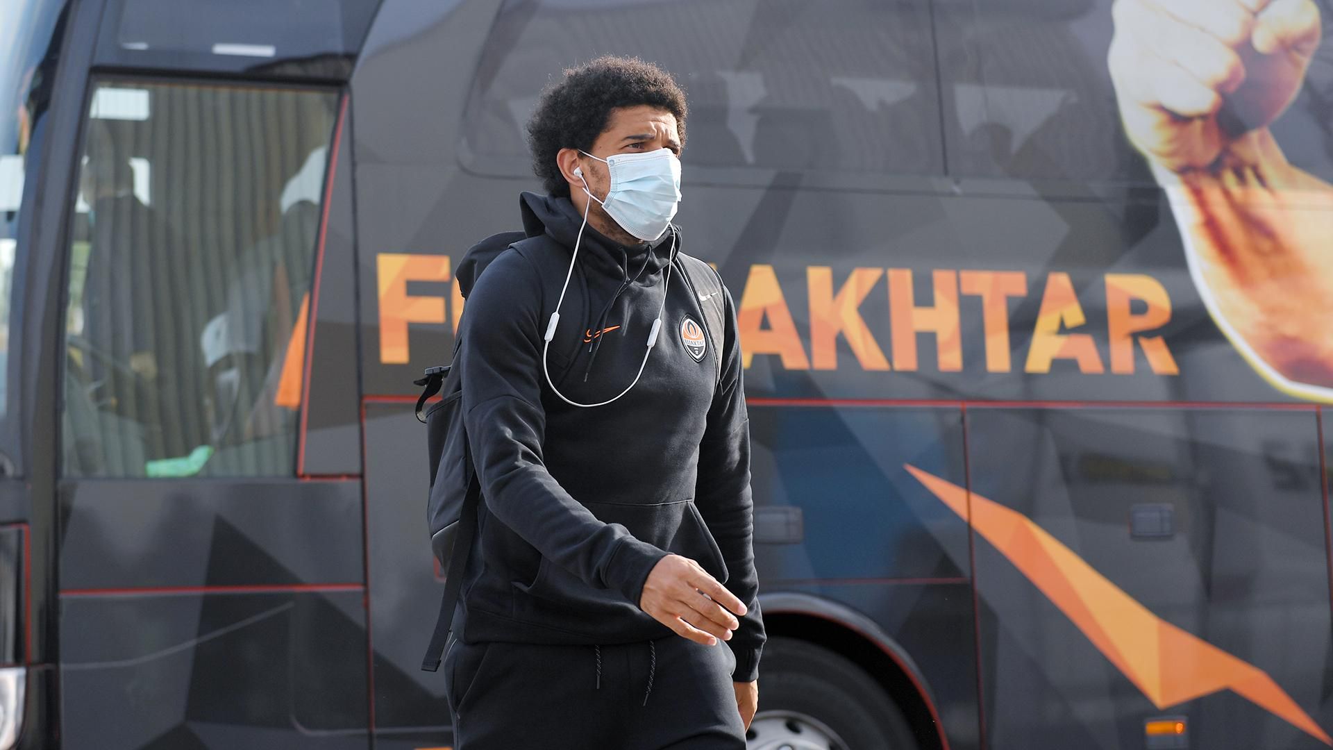 Знекровлений "Шахтар" без лідерів полетів на матч Ліги чемпіонів з "Реалом" Знекровлений "Шахтар" без лідерів полетів на матч Ліги чемпіонів з "Реалом"