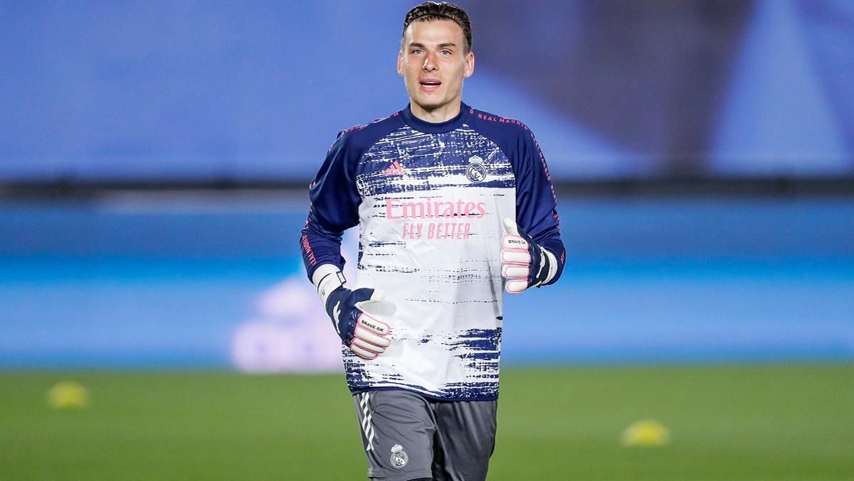 Без Рамоса и Азара, но с Луниным: "Реал" объявил заявку на матч с "Шахтером" в Лиге чемпионов Без Рамоса и Азара, но с Луниным: "Реал" объявил заявку на матч с "Шахтером" в Лиге чемпионов