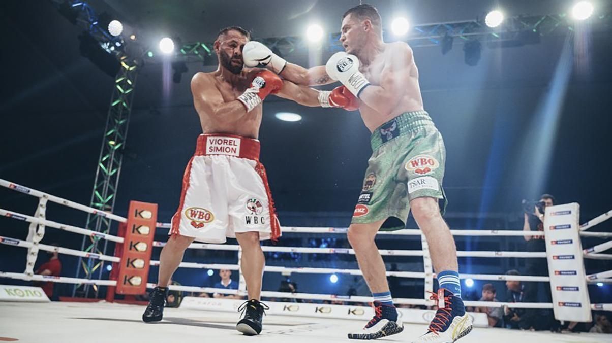 Два пути для Беринчика: как украинскому боксеру получить титул WBO, которым владеет Лопес