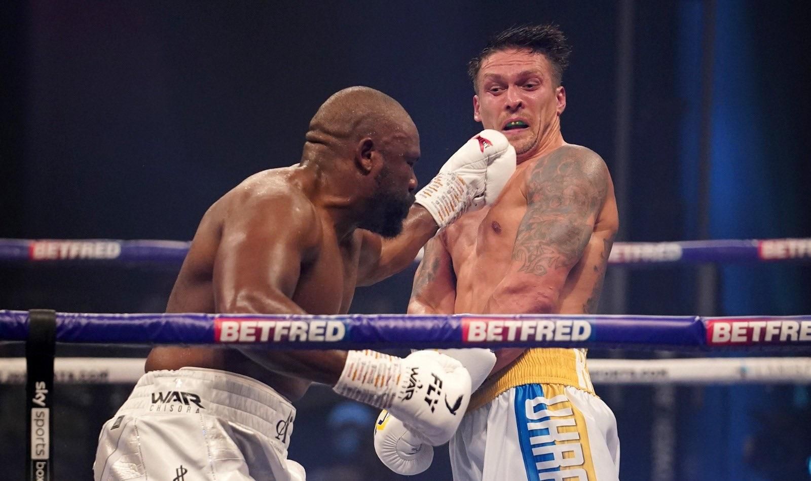 Усик-Чисора: стали известны гонорары боксеров Усик-Чисора: стали известны гонорары боксеров