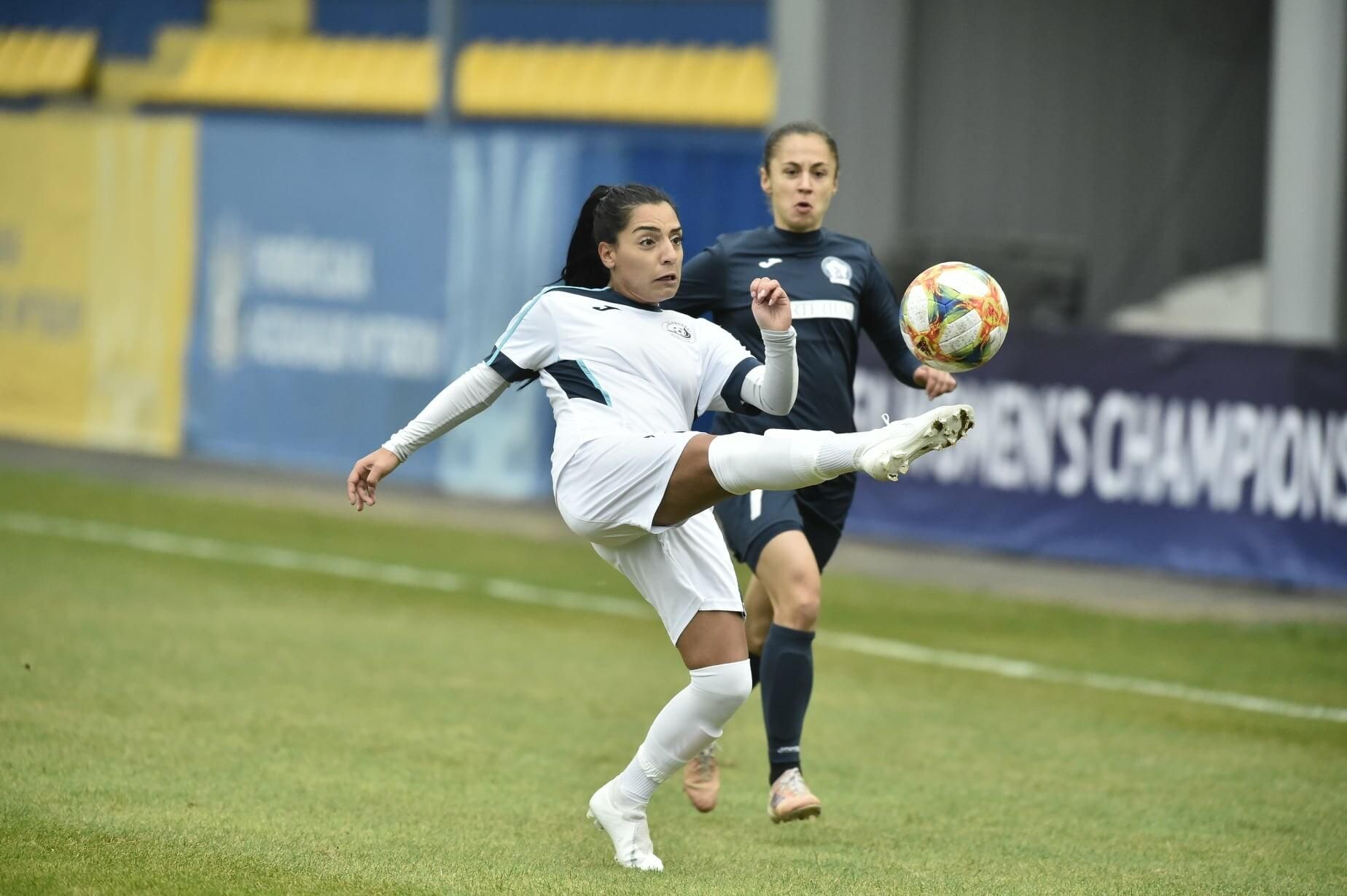 Українки пройшлися катком по супернику у Лізі чемпіонів, забивши 9 голів: відео Українки пройшлися катком по супернику у Лізі чемпіонів, забивши 9 голів: відео