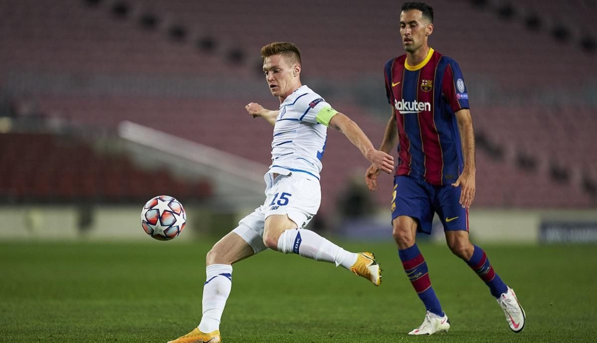 Как Цыганков после стремительной атаки "Динамо" забил в ворота "Барселоны" в ЛЧ: видео Как Цыганков после стремительной атаки "Динамо" забил в ворота "Барселоны" в ЛЧ: видео