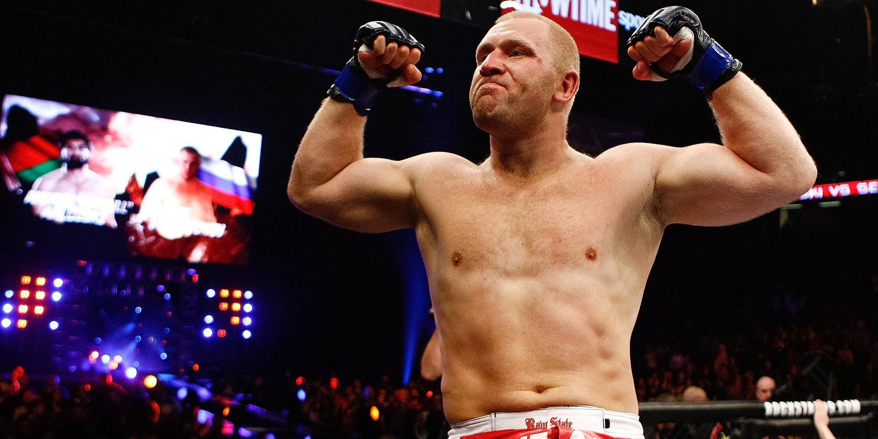 Відомий російський боєць MMA Харітонов відправив британця у важкий нокаут: відео Відомий російський боєць MMA Харітонов відправив британця у важкий нокаут: відео