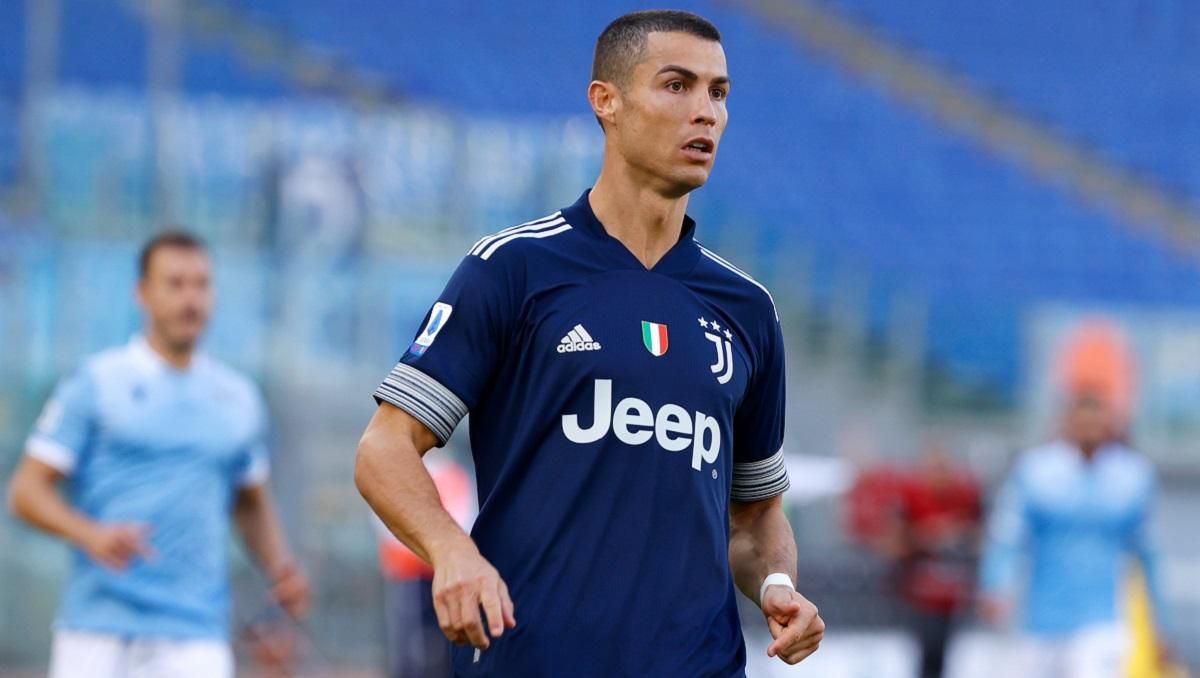 "Ювентус" укажет "на двери" Роналду: причина "Ювентус" укажет "на двери" Роналду: причина